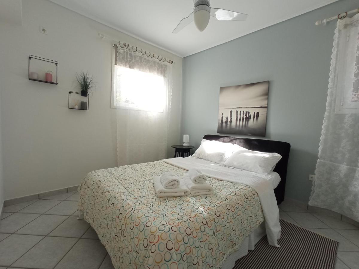 Apartmán Flat With Garden Near Sea, Port And Airport Artemida  Exteriér fotografie