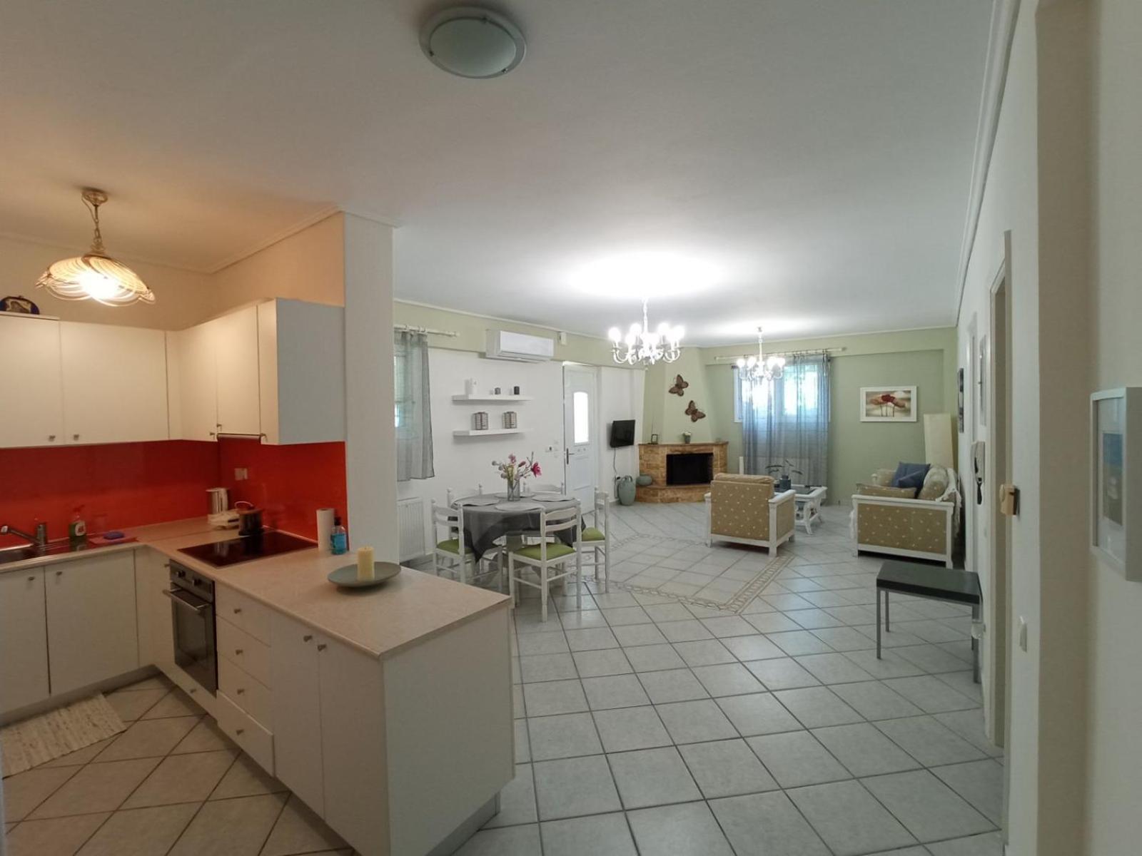 Apartmán Flat With Garden Near Sea, Port And Airport Artemida  Pokoj fotografie